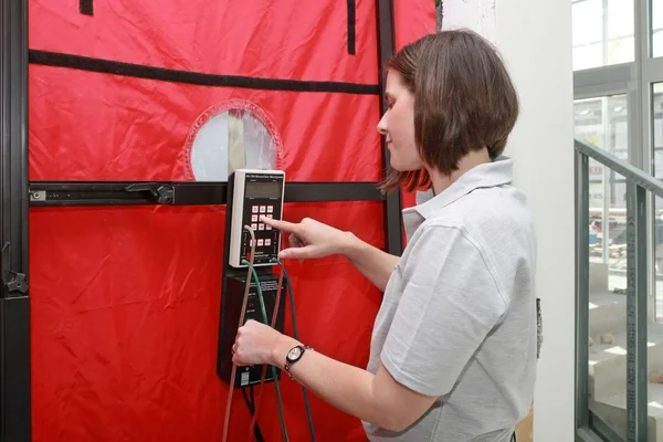 how-to-pass-an-airtightness-test-part-2-testing-for-airtightness-siga